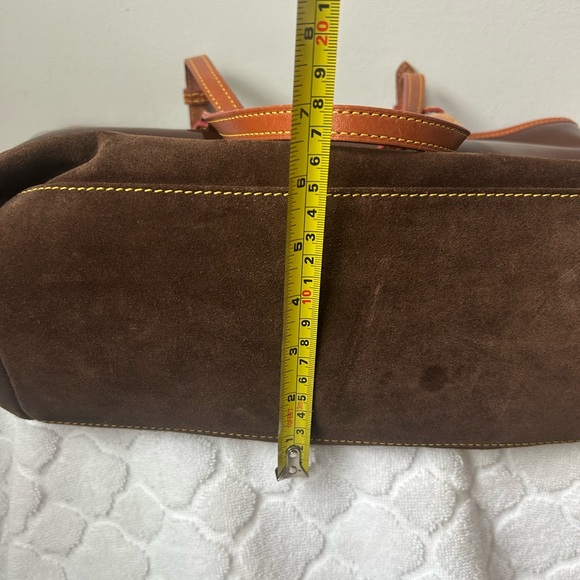 Dooney & Bourke tote bag brown patent leather suede bottom tan leather handles - Picture 12 of 15